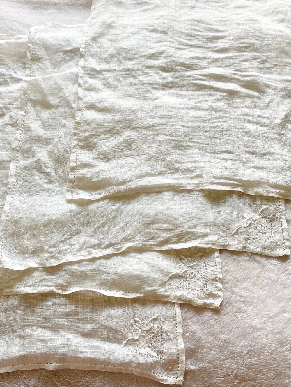 White Linen Embroidered Napkin set of four Vintage